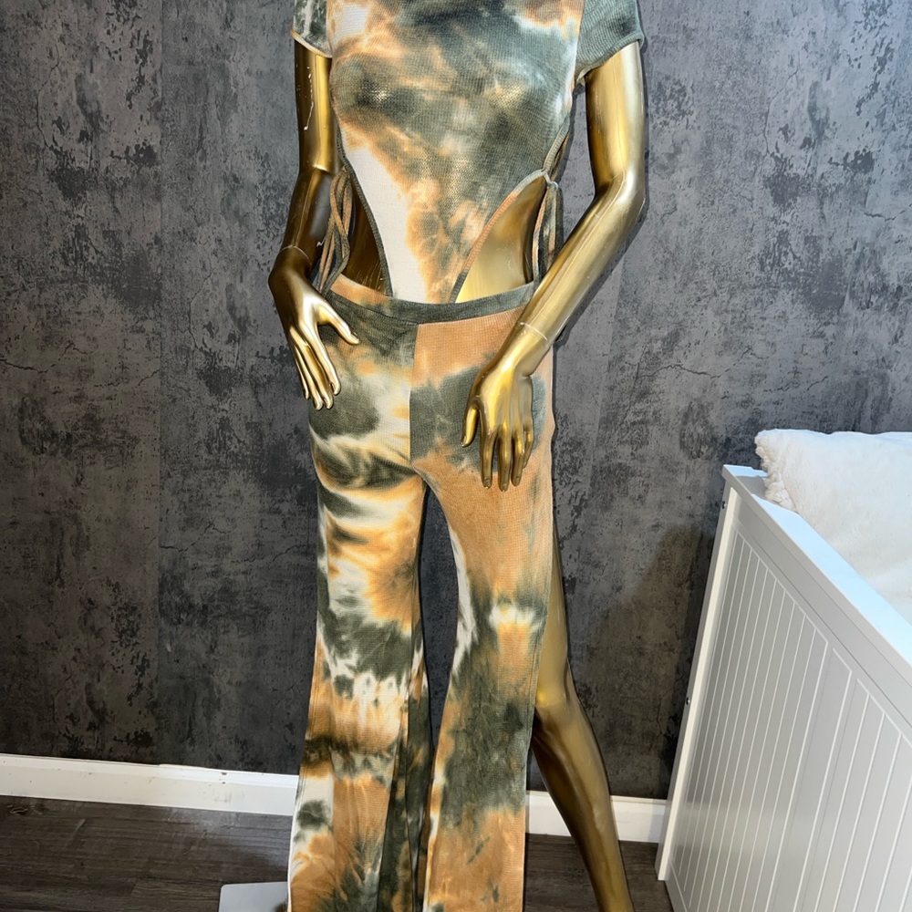 Tie-Dye Jumpsuit in Green and Orange